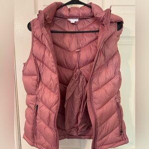 Charter Club mauve puffer vest with detachable hood.